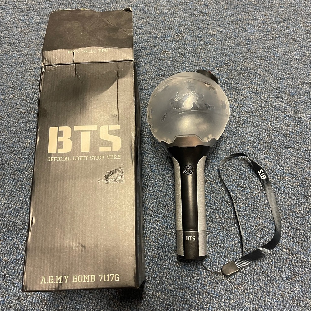 BTS Official Light Stick Ver. 2